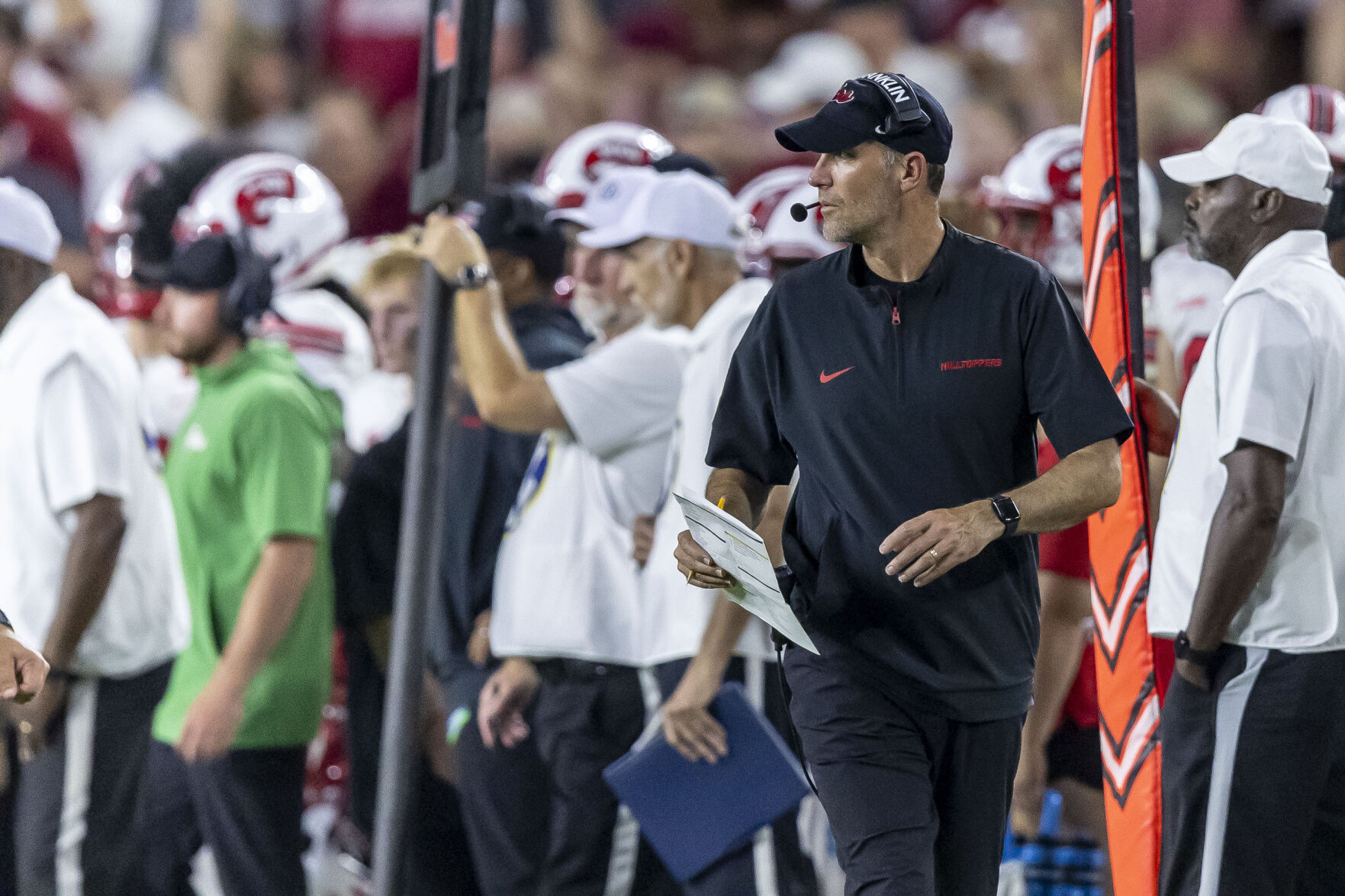 Western Kentucky blanks Eastern Kentucky 31-0 for its fourth straight series victory